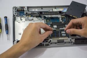 Componentes internos de laptop para RAM