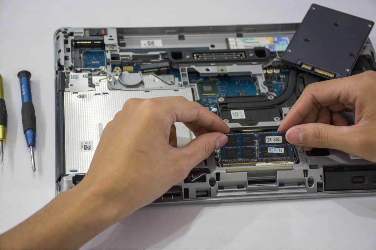 Componentes internos de laptop para RAM